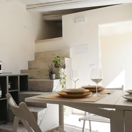 Casa La Piazza * クトロフィアーノ